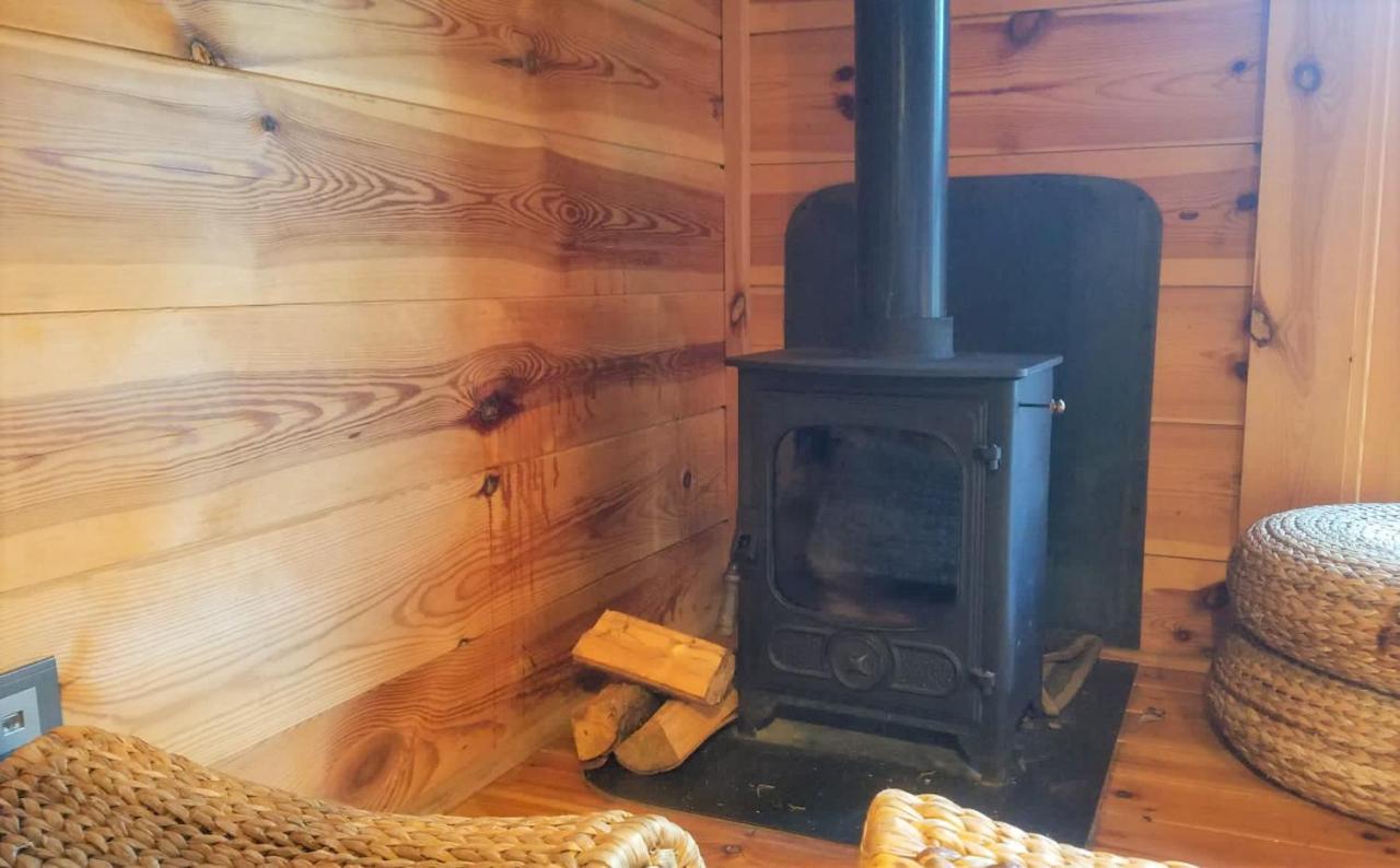 Cabane Lodge Domaine Du Lac Chambon Murol Zewnętrze zdjęcie